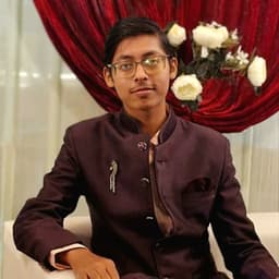 Graphics & Design Lead